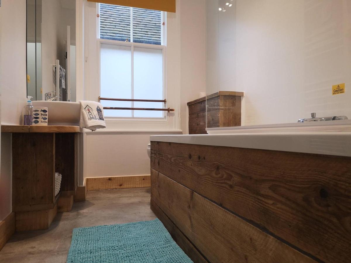 Coastal Escape Sandgate Фолкстон Екстериор снимка